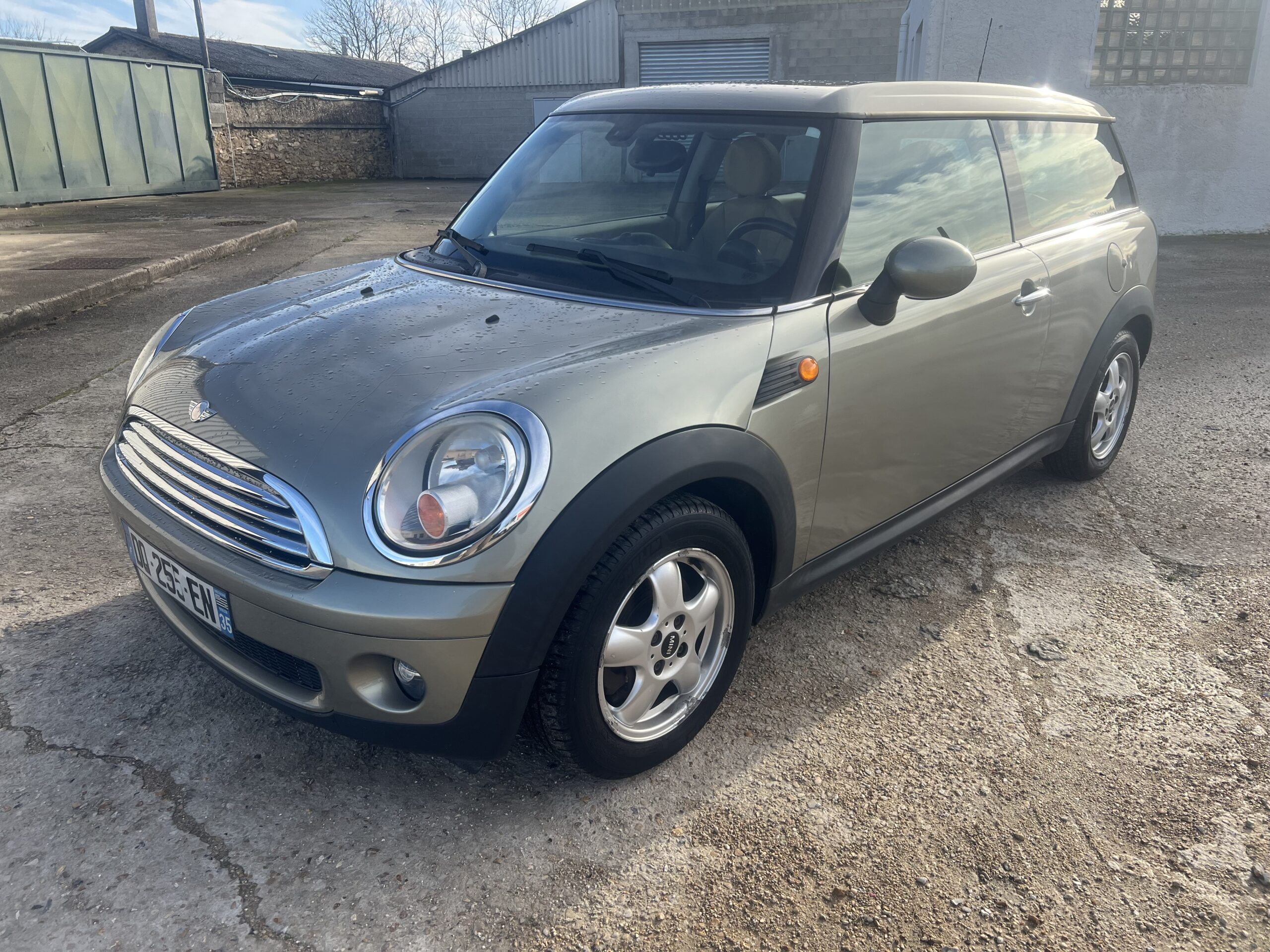 MINI CLUBMAN AUTOMATIQUE-image