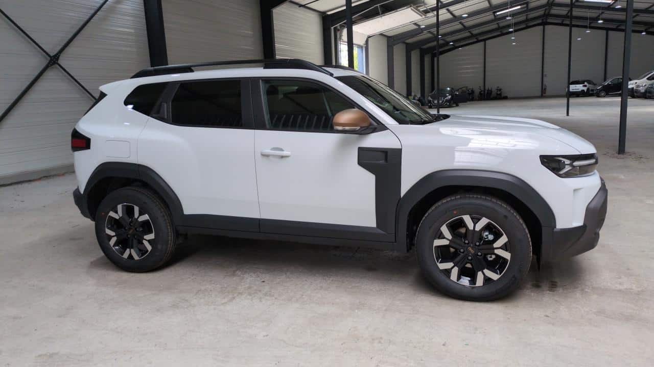 DACIA DUSTER NOUVEAU MILD HYBRID 130 4X2 EXTREME-image