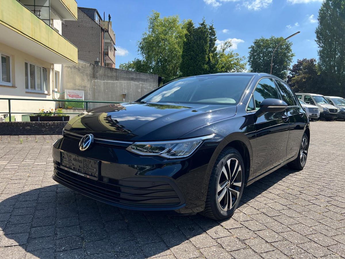 Volkswagen Golf VIII 2.0 TDI United-image